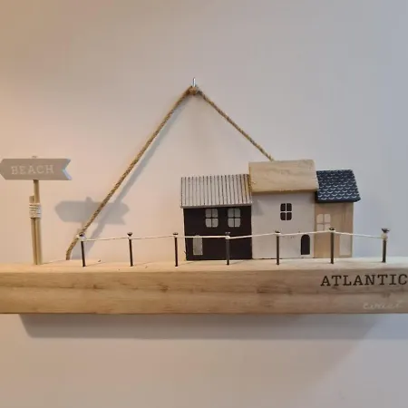 Vivez Les Flots Bleus - Port De Plaisance - *